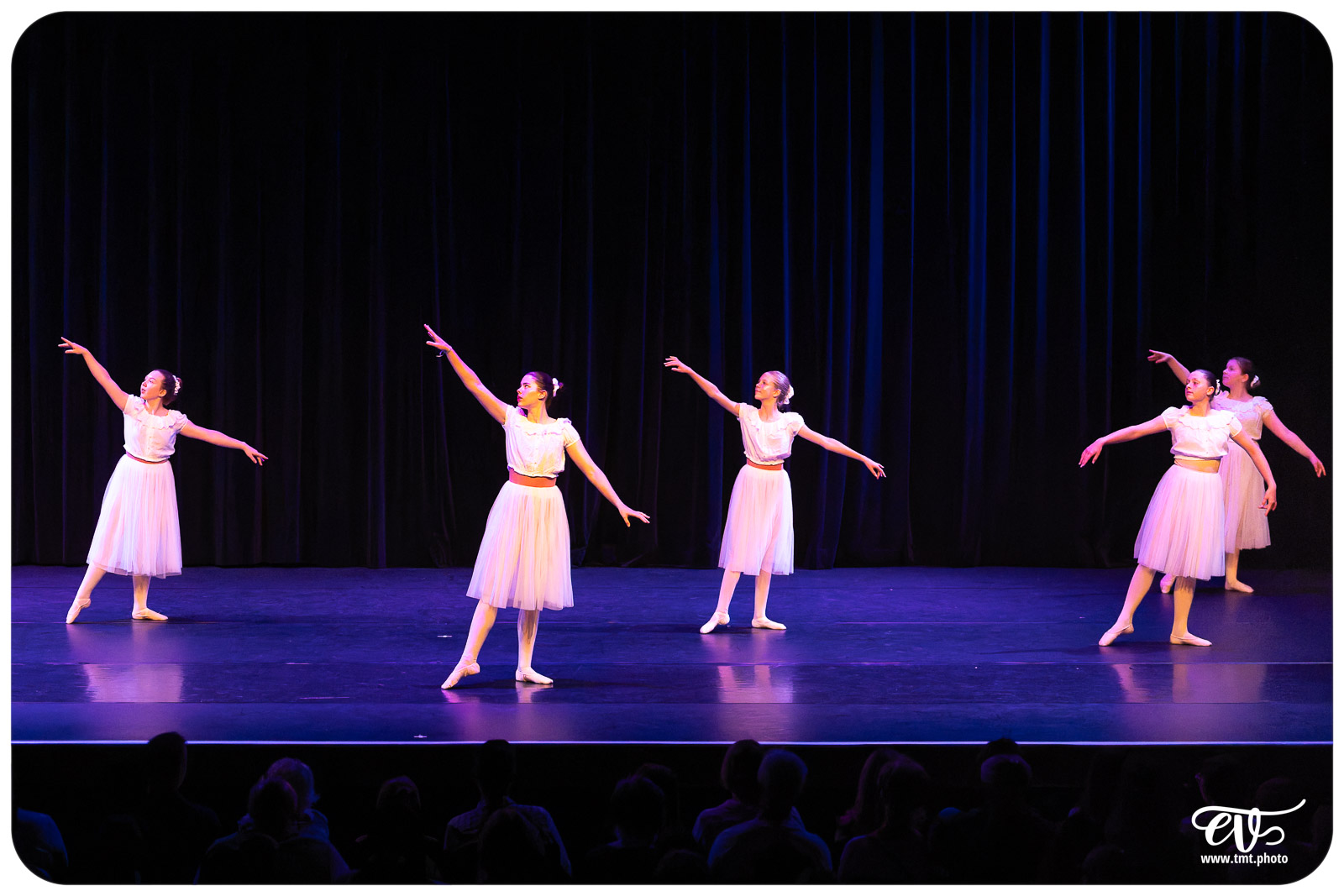 ECOLE DE DANSE CÉCILE ADAMOW